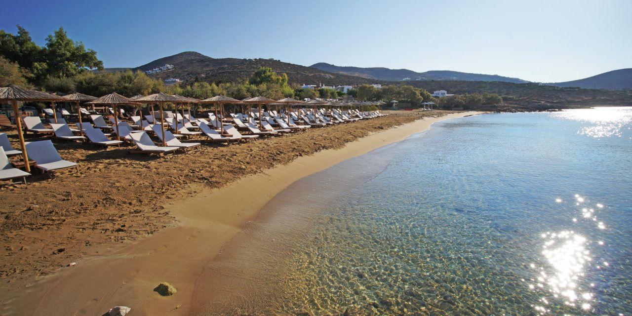 Faragas beach Paros — secluded cove with turquoise water